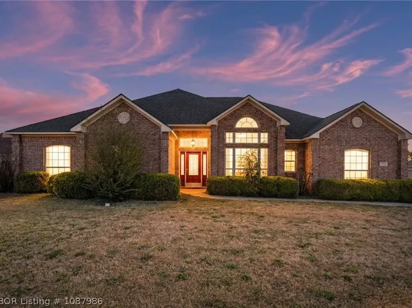 12609 Marble Dr, Fort Smith, AR 72916