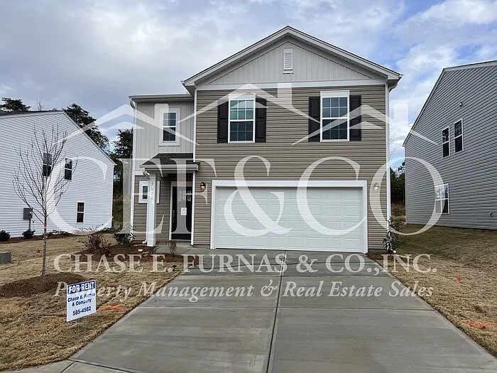 1016 Minocqua Rd — Photo 1