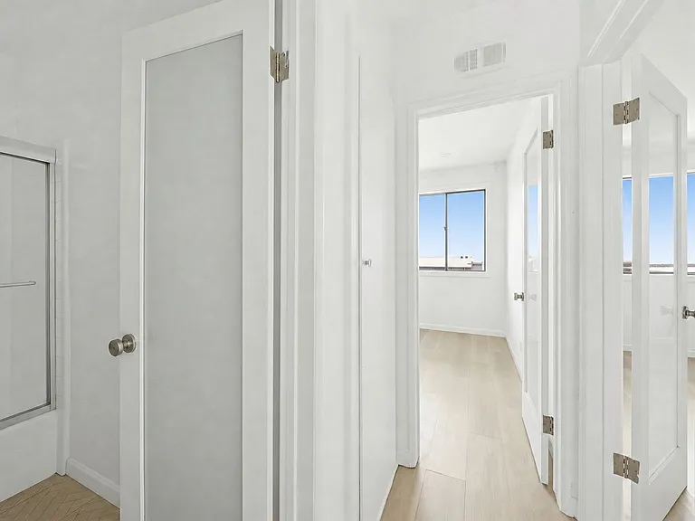 337 S Rexford Dr #3 — Photo 10