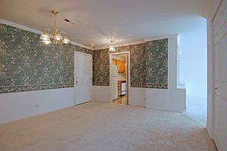 5th image of 519 N Main St #5-A