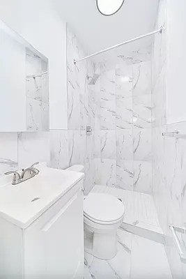 Rented by Living New York | media 8