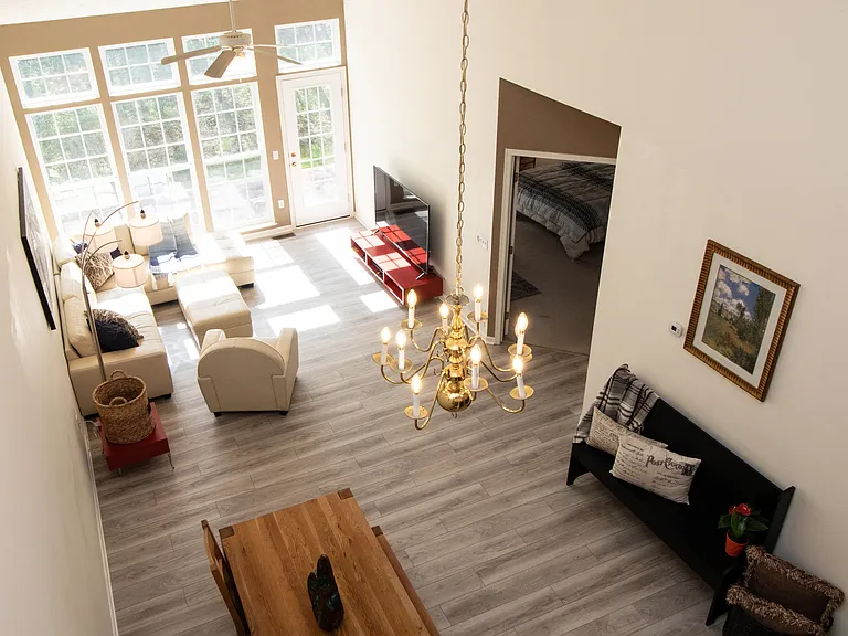 4977 Lake View Dr — Photo 4