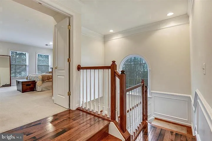 22092 Avonworth Sq — Photo 3