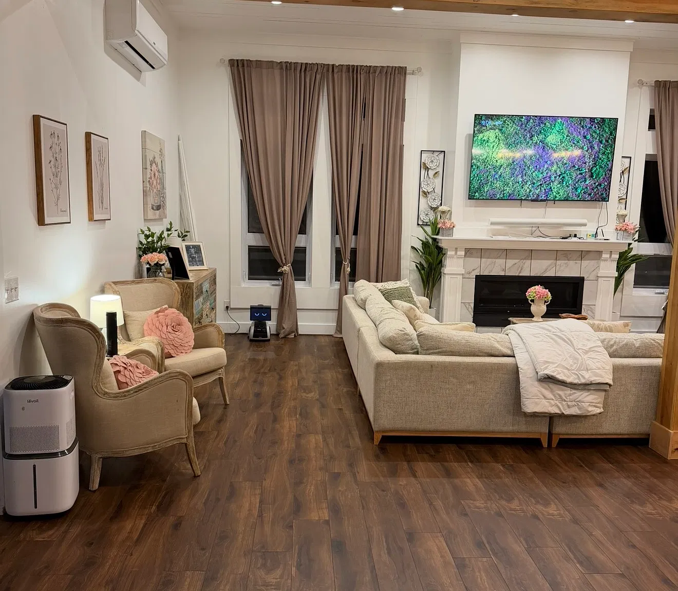 5 bed, 2792 sqft, $2,800 — Photo 2