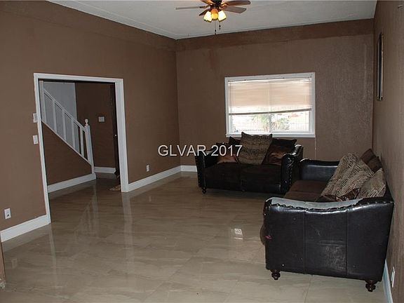 4th image of 1304 Jackson Ave
