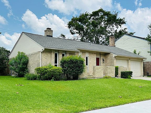 2nd image of 15474 Peermont St