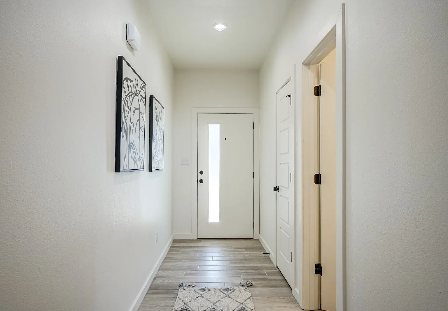 3 bed, 2.5 bath, 1783 sqft, $1,695 — Photo 4
