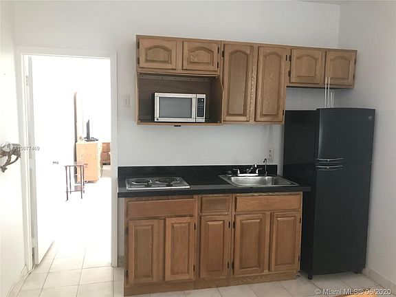 3rd image of 3025 Indian Creek Dr APT 102