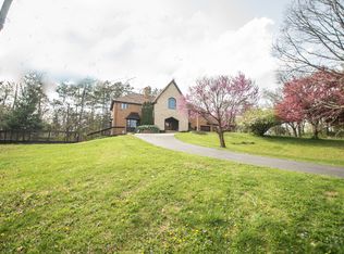 1131 4th Ave, Dixon, IL 61021