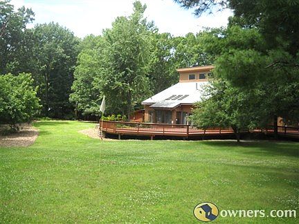 1.5 acrs private setting