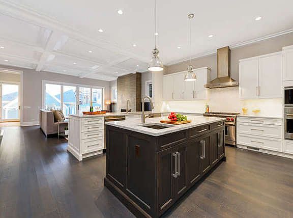 3rd image of 4417 N Paulina St #1