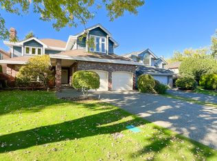 5605 Dewdney Ct, Richmond, BC V7C 5M6