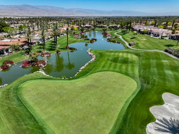 542 Red Arrow Trl, Palm Desert, CA 92211