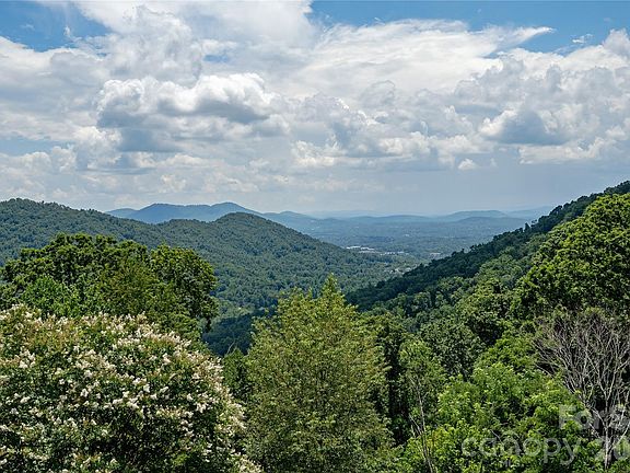 2nd image of 811 Town Mountain Rd