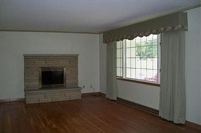 3rd image of 132 Hillcrest Dr