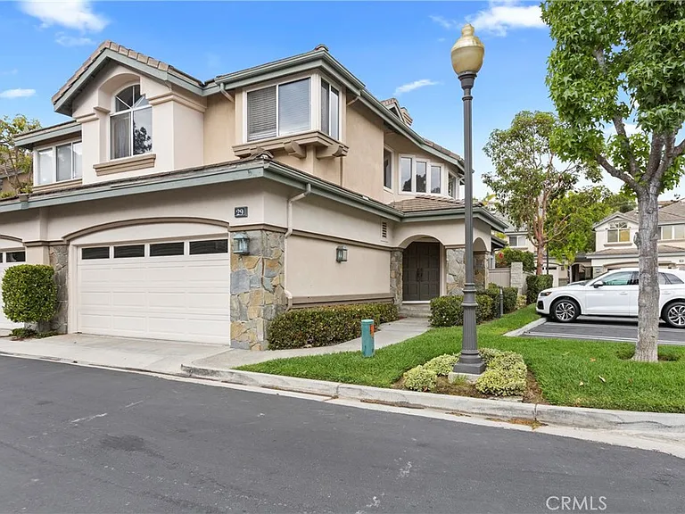29 Stoney Point — Photo 1