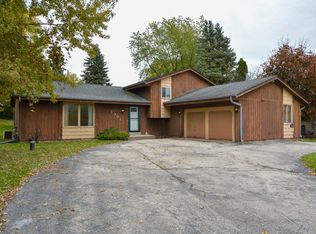1301 Meadowlane Ave, Mount Pleasant, WI 53406
