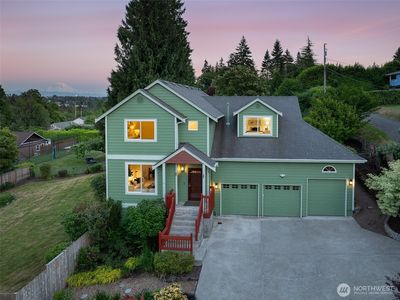 1013 S 204th Street, Seattle, WA, 98198