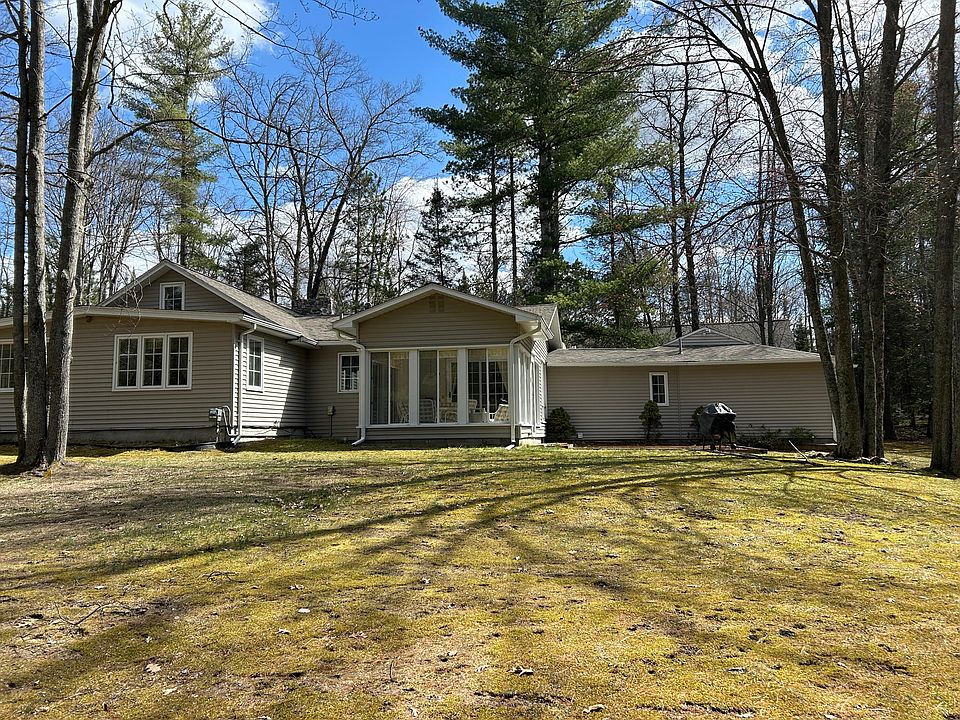 11701 Deford Rd, Atlanta, MI 49709 Zillow