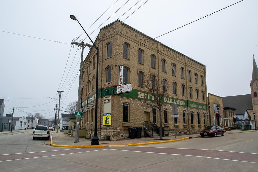 Primary listing photo