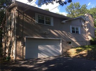 10 Valley View Rd, Otisville, NY 10963