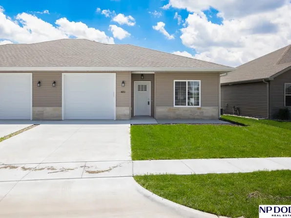 1769 Victoria Ln, Fremont, NE 68025