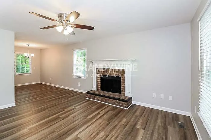 413 Braxton Dr — Photo 6