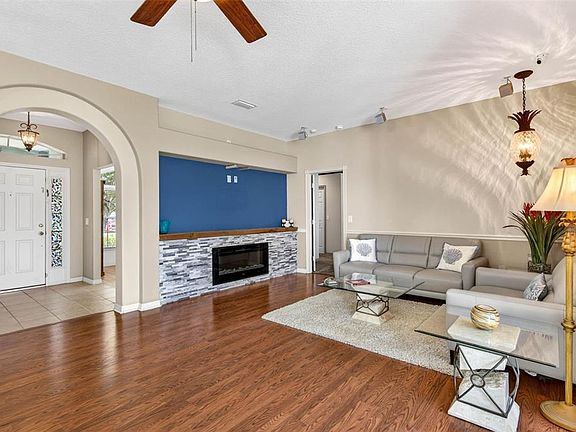 4th image of 3805 MILFLORES DRIVE