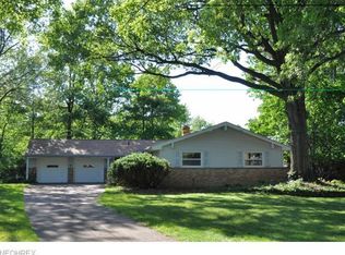 506 Wildbrook Dr, Bay Village, OH