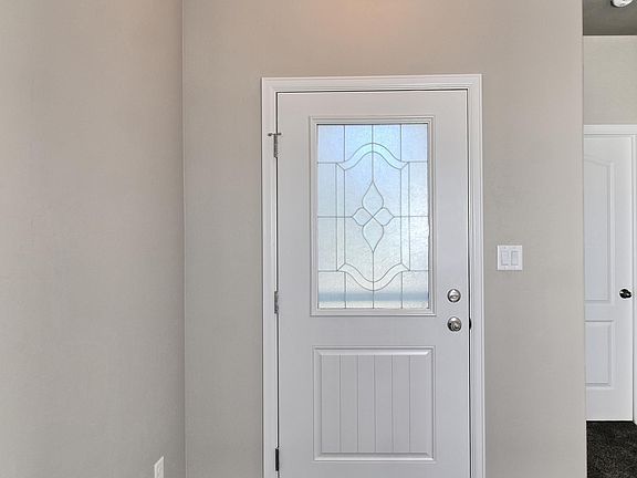 3rd image of 115 Dry Creek Ct