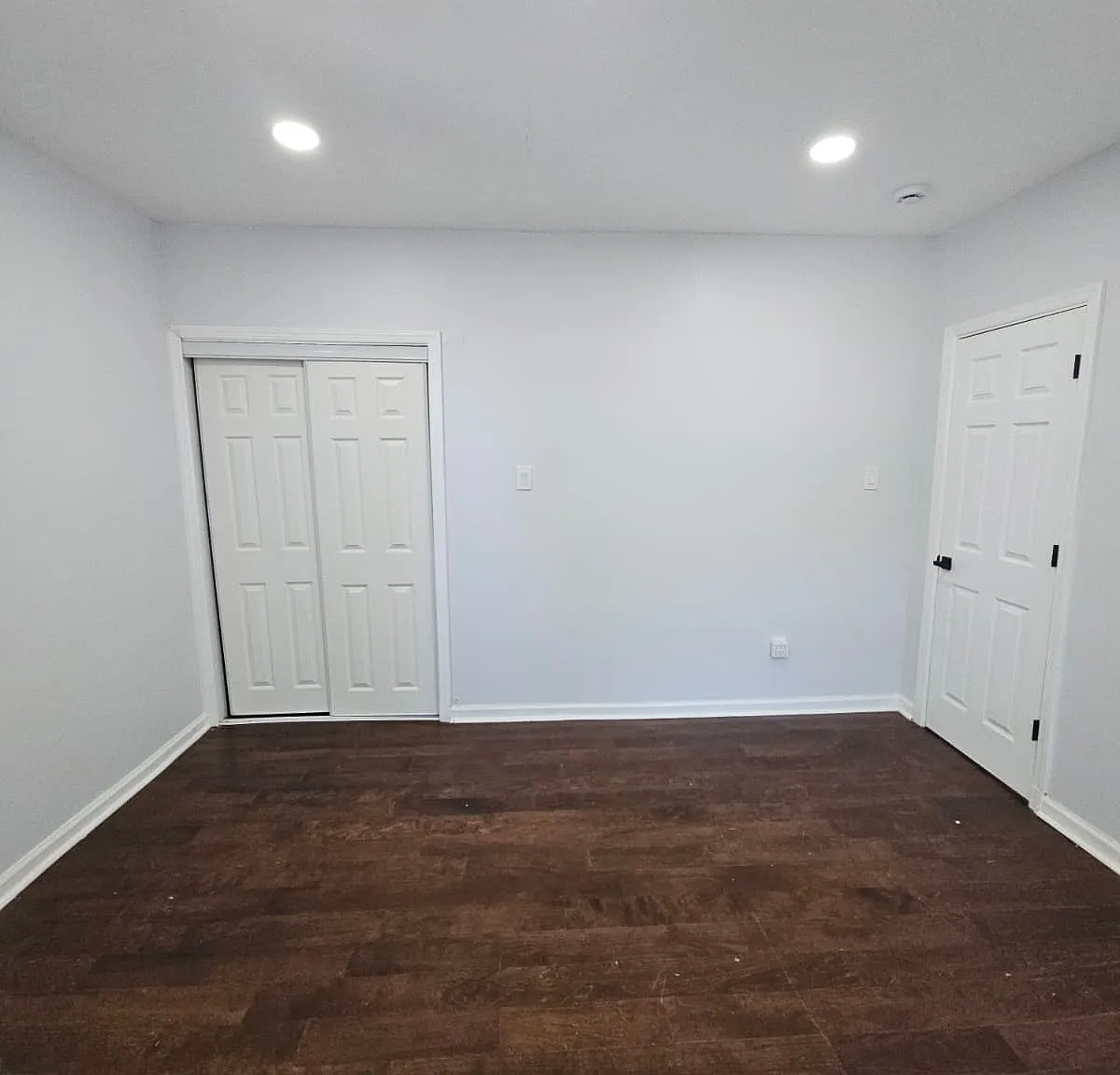4 bed, $2,400 — Photo 3