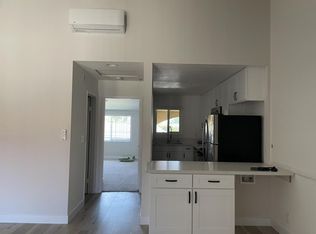 187 E 18th St APT 212, Costa Mesa, CA 92627