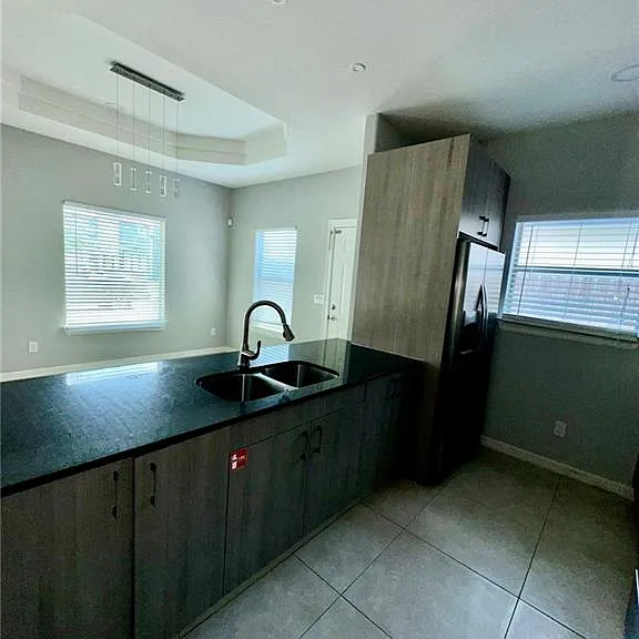 2703 Larkspur Ave — Photo 4