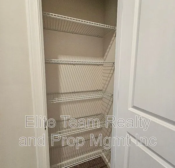 5416 Kings Ridge Dr — Photo 20