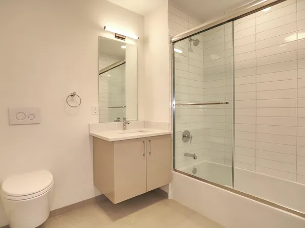 303 Madison Street image 14 of 18