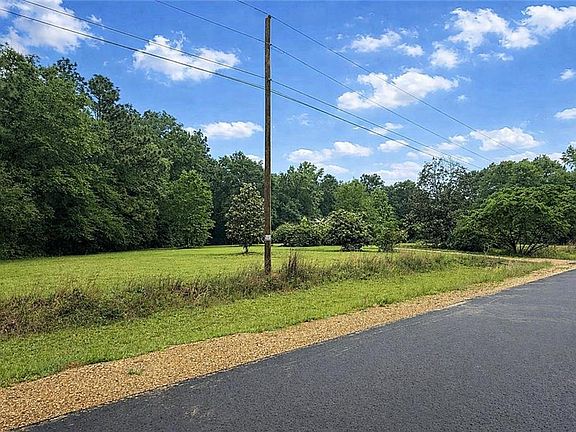 2nd image of 65378 Baytown Hills Rd