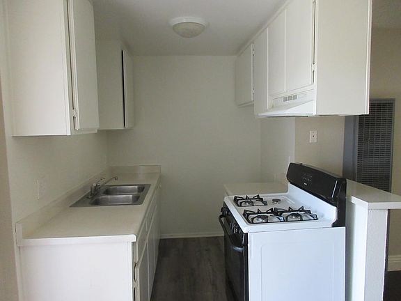 2nd image of 244 E Nevada St