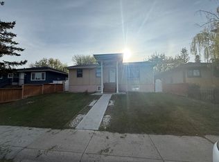 2231 44th St SE, Calgary, AB T2B1J3