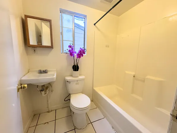 1201 W 36th St, Los Angeles, CA