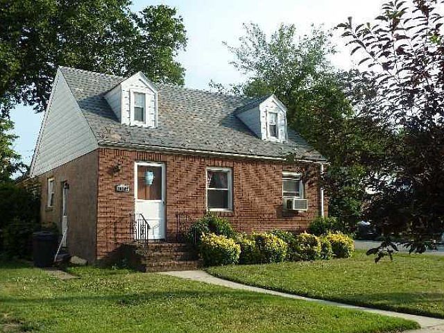 1st image of 20802 Richland Ave