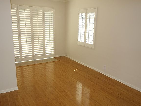 5th image of 4066 Charles Ave
