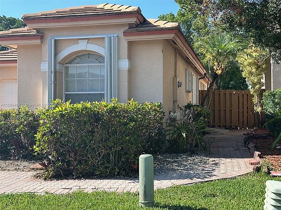 2nd image of 9921 NW 32nd St