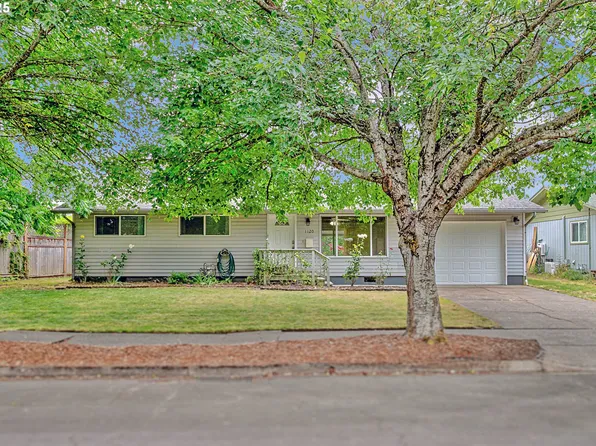 1120 1st Pl, Springfield, OR 97477
