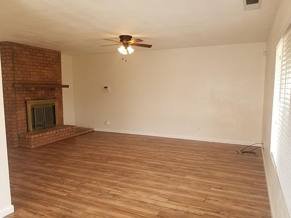 4th image of 2726 S Rogers