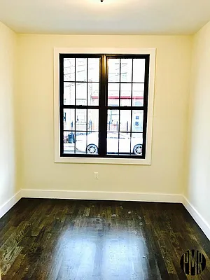 Rented by Premier Metro Realty Corp | media 40