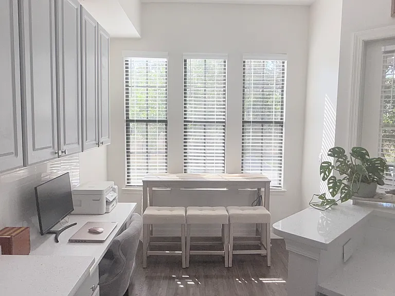 513 Mirasol Cir #203 — Photo 14