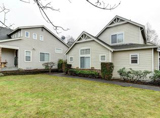 15015 NE 8th Pl, Bellevue, WA 98007