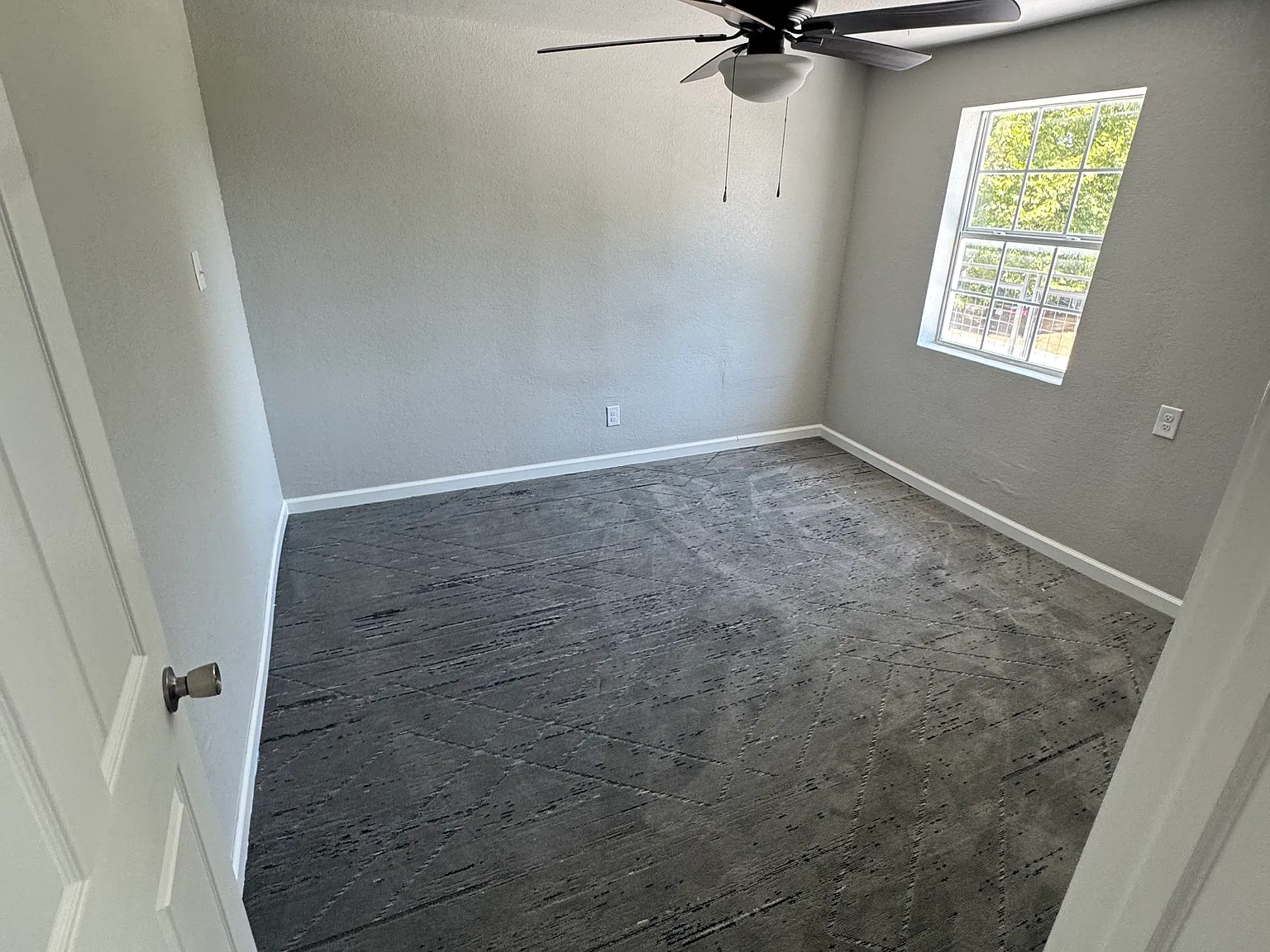 3 bed, $1,750 — Photo 3