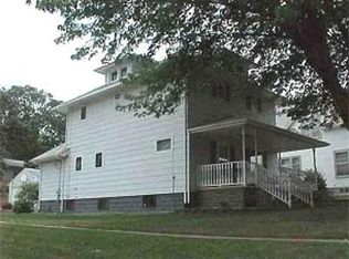 240 N 12th St, Denison, IA 51442