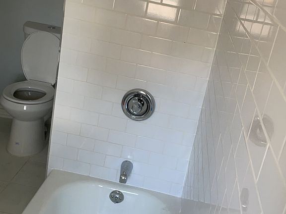 4th image of 463 Norwood St Floor 3